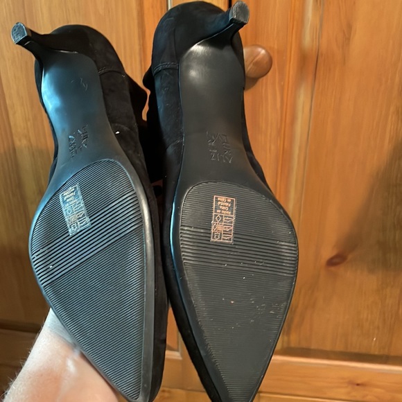 Naturalizer ankle bootie - Picture 3 of 4